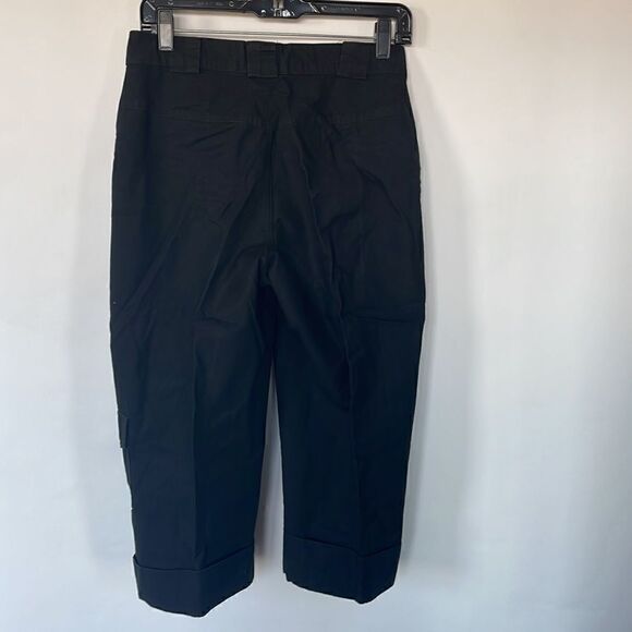 Y2K Black Capri Pants  - Picture 5 of 6